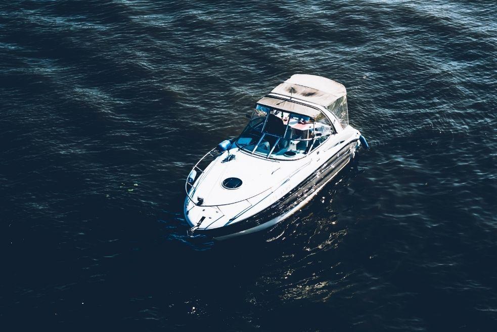 monohull yacht top speed